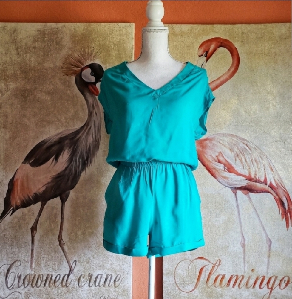 3/$25 Elan Beach Shorts Romper Open Back Turquoise Small